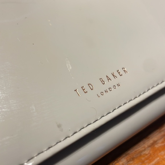 TED BAKER - Wallet- Patent Leather - Picture 3 of 12
